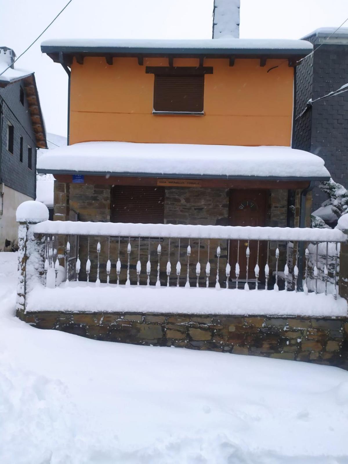 Casa Miravalles Fornela Guimara Kültér fotó