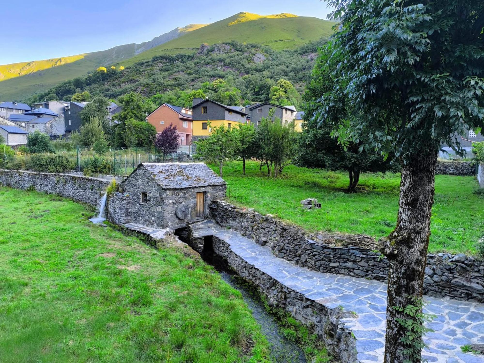Casa Miravalles Fornela Guimara Kültér fotó